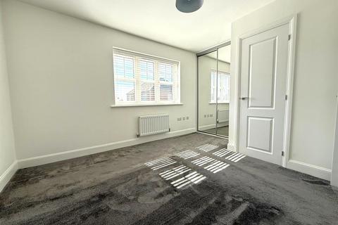 2 bedroom townhouse to rent, Grange Road, Derby DE22