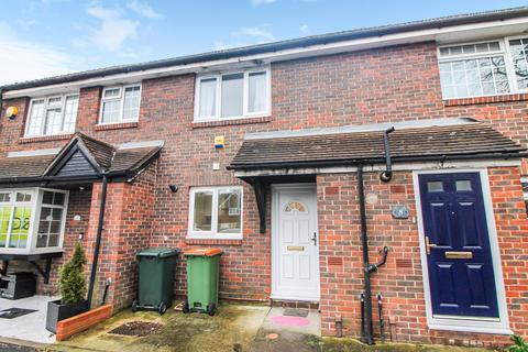 2 bedroom terraced house to rent, Lindwood Close, London, E6