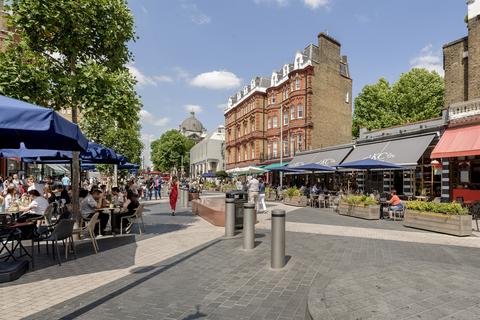 Studio for sale, Thurloe Street, London, SW7