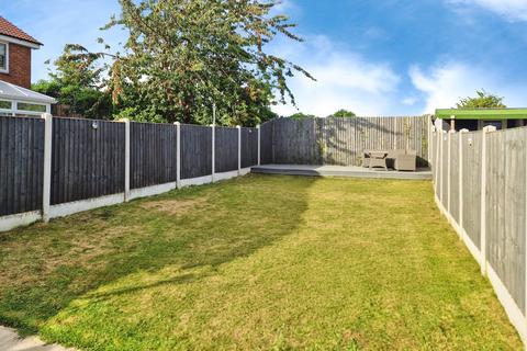 2 bedroom semi-detached house for sale, Berryfield Garth, West Yorkshire WF5