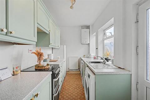 2 bedroom terraced house for sale, Gedling Grove, Arnold, Nottingham