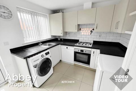 3 bedroom detached house to rent, Guardian Way, Luton, LU1