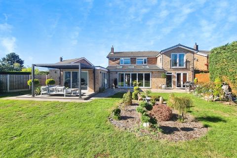 Checkstone Avenue, Doncaster DN4