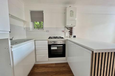 1 bedroom flat to rent, Portland Avenue, Sittingbourne ME10
