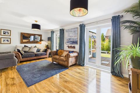 12 Camp Close, Bugbrooke, Northampton, NN7 3RW