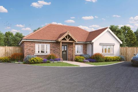 3 bedroom detached bungalow for sale, Coggeshall Road, Braintree, CM7
