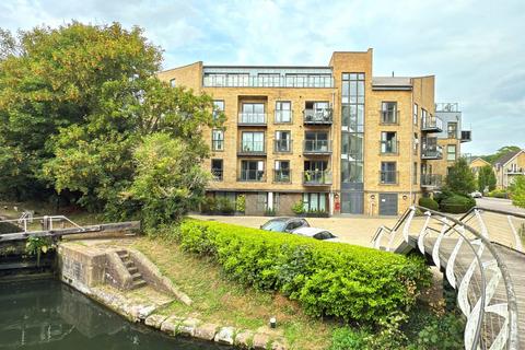 2 bedroom apartment to rent, The Embankment, Nash Mills Wharf, HP3