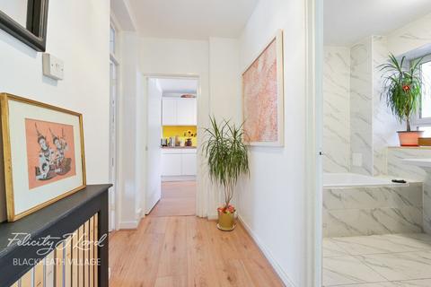 1 bedroom flat for sale, Bliss Cresent, London