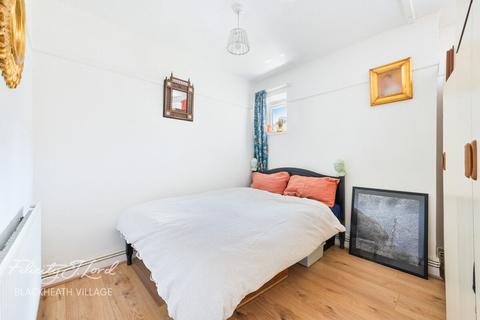 Bliss Cresent, London