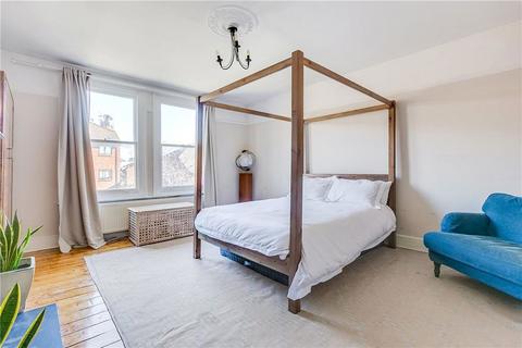 2 bedroom flat for sale, Emanuel Avenue, London W3