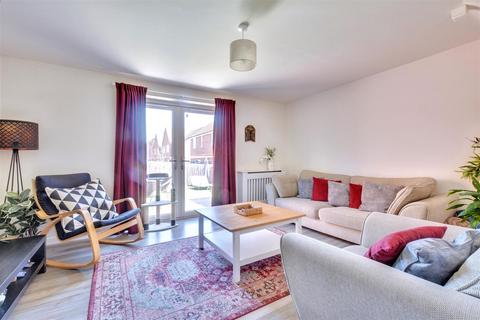 4 bedroom detached house for sale, Hopwood Road, Gedling, Nottingham