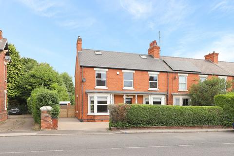 105 Ashgate Road, Chesterfield, S40 4AH