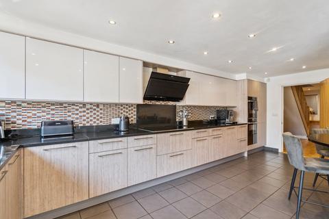 14 Lime Walk, Denham, Uxbridge, UB9 4AS