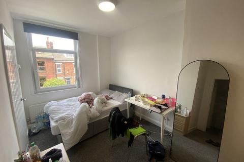 7 Barras Place, Leeds, LS12 4JR