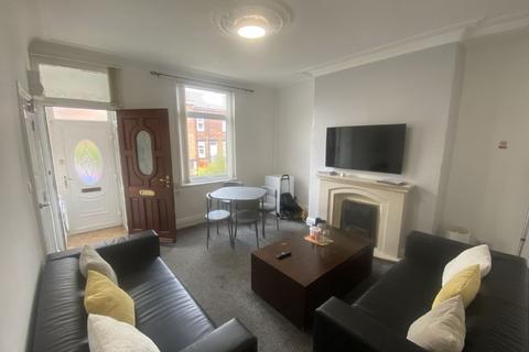 7 Barras Place, Leeds, LS12 4JR