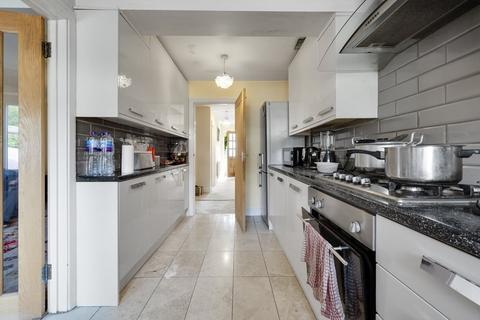 4 bedroom terraced house for sale, Kenwyn Drive, London, NW2