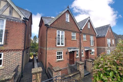 undefined, Mutton Hall Hill, Heathfield TN21