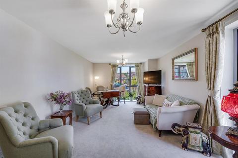 2 bedroom apartment for sale, Kingston Road, Raynes Park, London