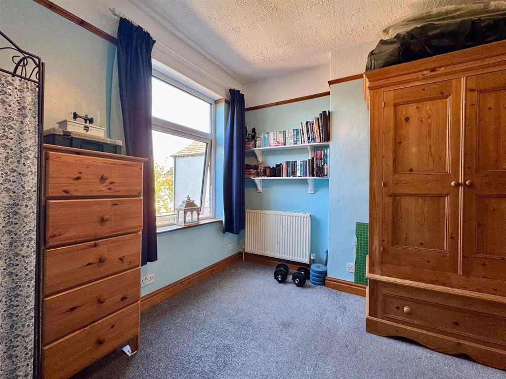 Bedroom 3 (1).jpg