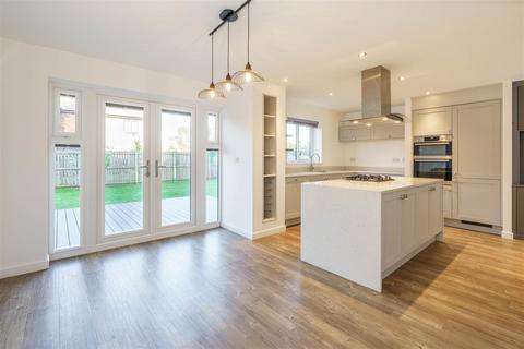 5 bedroom detached house for sale, Vera Drive, Ponteland NE20