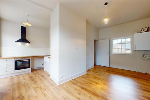 1 bedroom flat for sale, St Pauls Street, Stamford