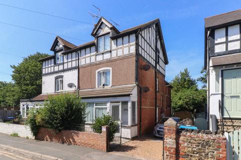 1 bedroom flat for sale, Essex Road, Westgate-on-Sea, Kent, CT8
