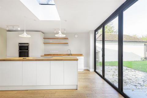 88 Chiltern Road, Caversham, Reading, RG4 5JB
