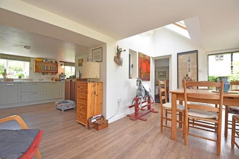 undefined, Kentisbeare, Cullompton