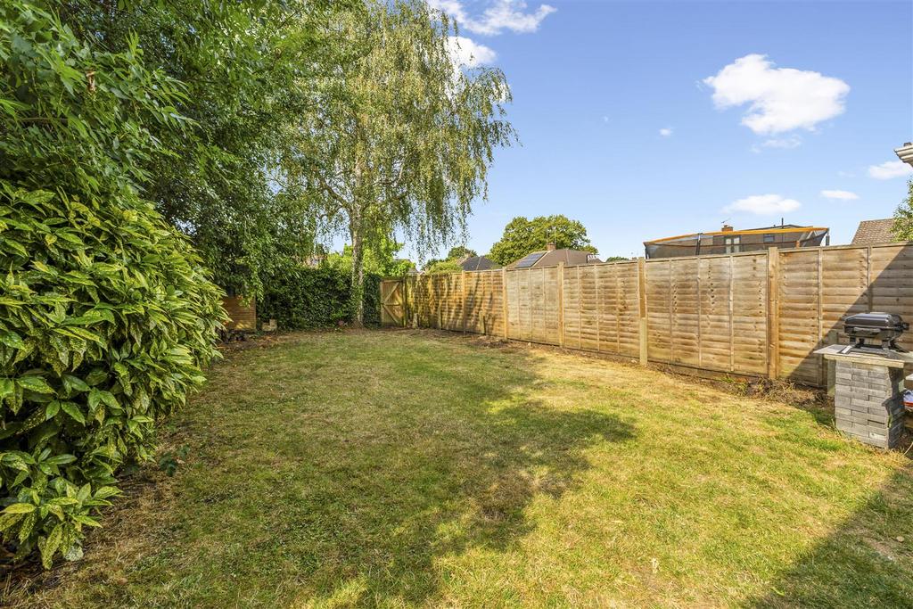 95350 22 Lyfield Oxshott(21).jpg