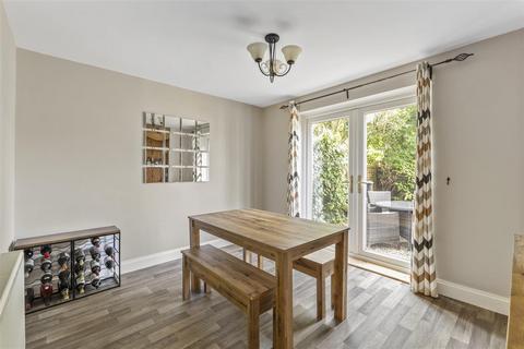 22 Lyfield, Oxshott, Leatherhead, KT22 0SH