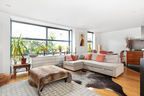 2 bedroom mews for sale, Dunworth Mews, Notting Hill, London, W11