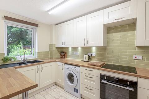 undefined, Elder Close, Winchester SO22
