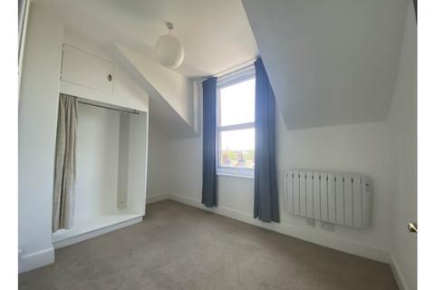 1 bedroom flat to rent, Powderham Crescent, Exeter EX4