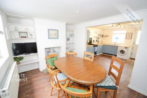 3 bedroom terraced house to rent, Centurion Road Brighton BN1