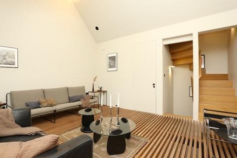 undefined, Kings Road, Tottenham, London, N17