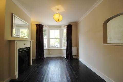 2 bedroom terraced house for sale, Donnington Road, Reading, RG1