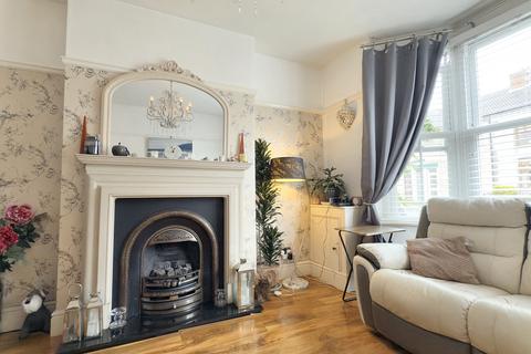 7 Central Road, Hugglescote, Coalville, LE67 2FH
