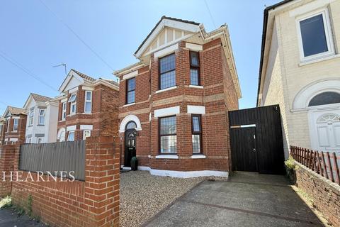 161 Capstone Road, Bournemouth, BH8 8RZ