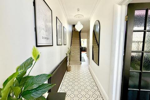 161 Capstone Road, Bournemouth, BH8 8RZ