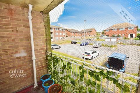 2 bedroom apartment to rent, Lockwood Close Brighton BN2