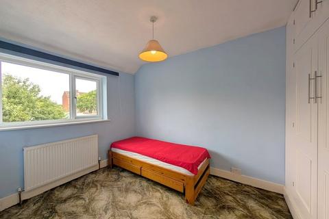 89 Swift Road, Feltham, TW13 6QS