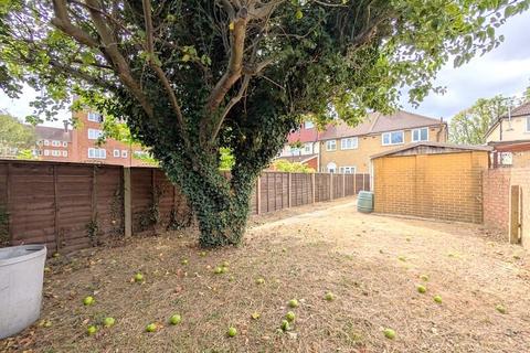 89 Swift Road, Feltham, TW13 6QS