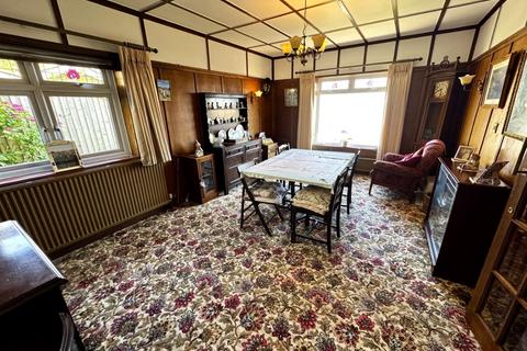 3 bedroom detached house for sale, Private Walk, North Yorkshire YO14
