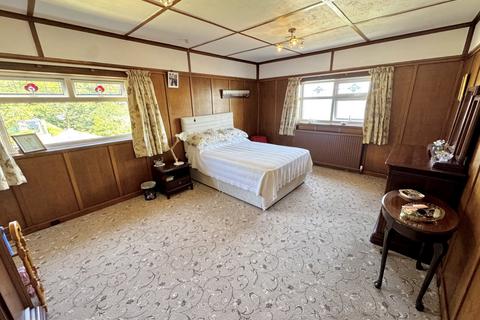 3 bedroom detached house for sale, Private Walk, North Yorkshire YO14