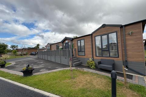 undefined, Deluxe Prestige Oakwood Retreat Country Park, York YO41