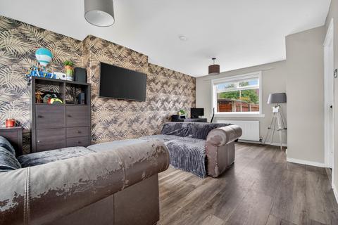 40 Dale Crescent, Irvine, KA12 0RX