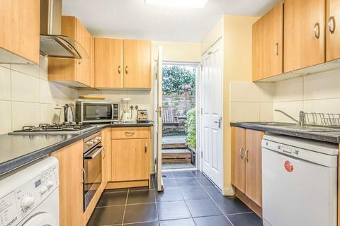 undefined, Ballater Road, London SW2