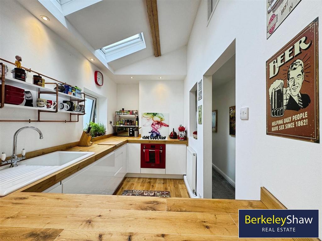 Kitchen (2)
