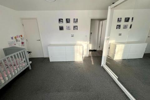 Flat 404, Prioress House, 5 - 7 Loxford Road, Barking, IG11 8SD