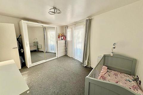 Flat 404, Prioress House, 5 - 7 Loxford Road, Barking, IG11 8SD